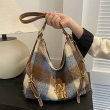 Load image into Gallery viewer, Fall And Winter Plush Shoulder Bag
