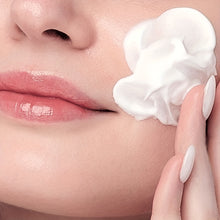 Load image into Gallery viewer, Ultra Moisturizing Firming Cream
